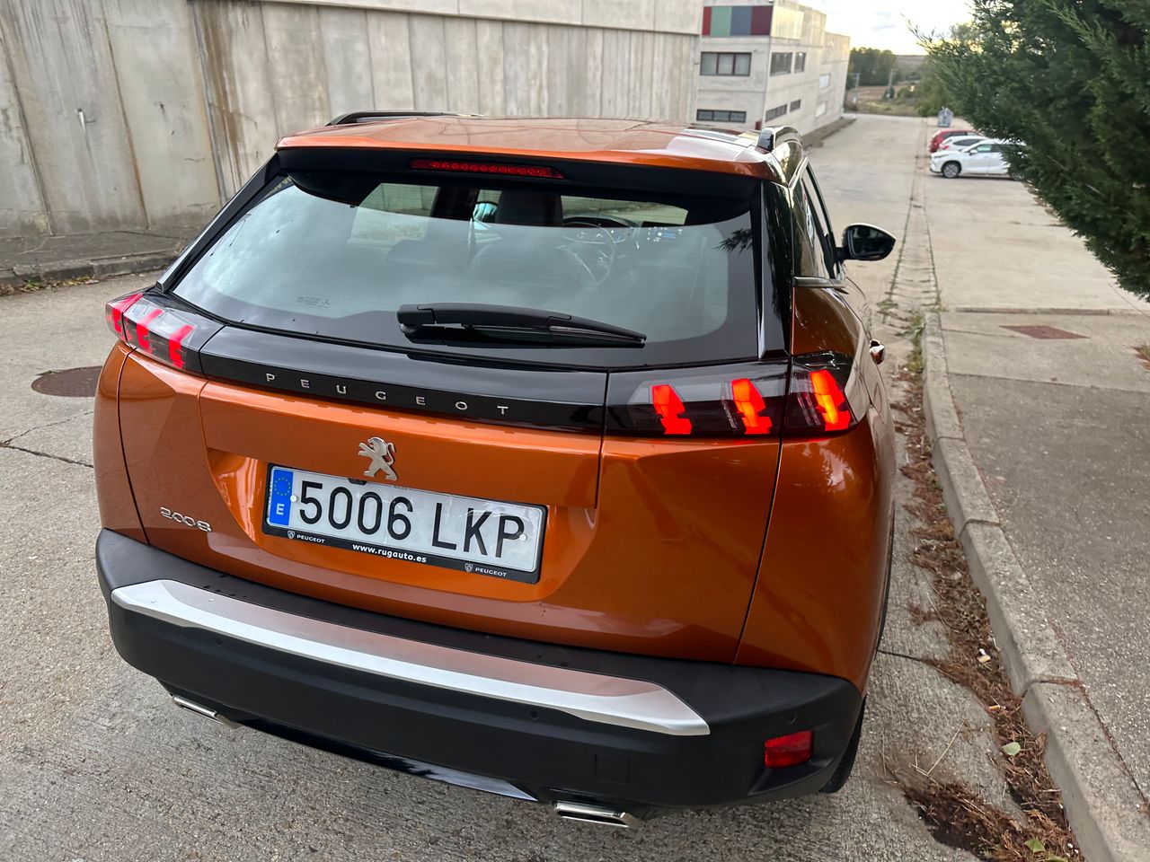 Peugeot 2008 1.2 T  - Foto 10