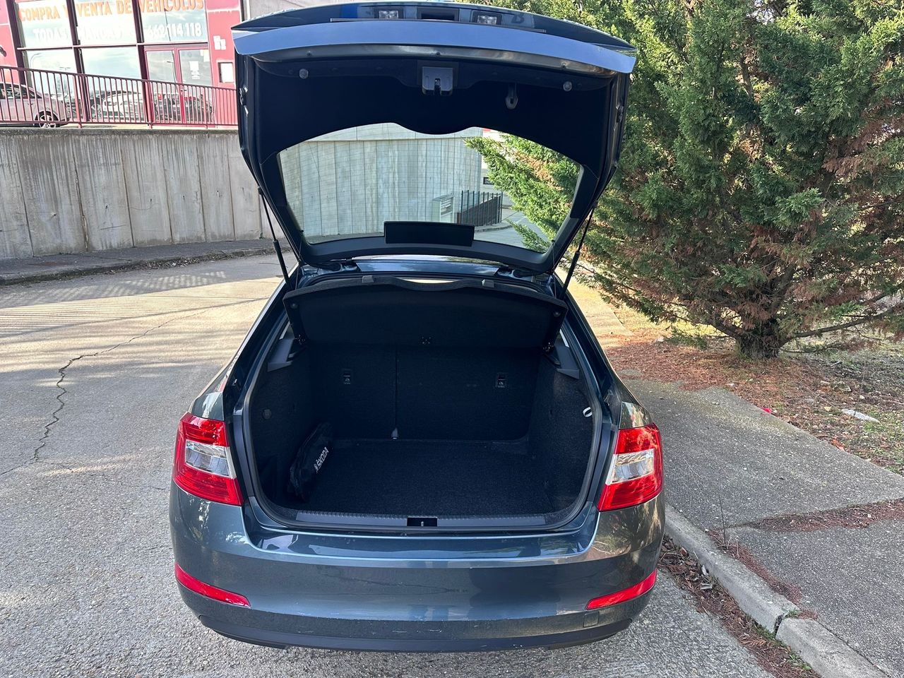 Skoda Octavia 1.6TDI  - Foto 18