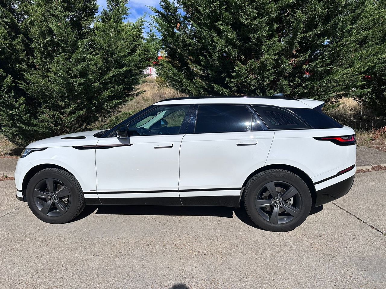 Land-Rover Range Rover Velar R dynamic   - Foto 21