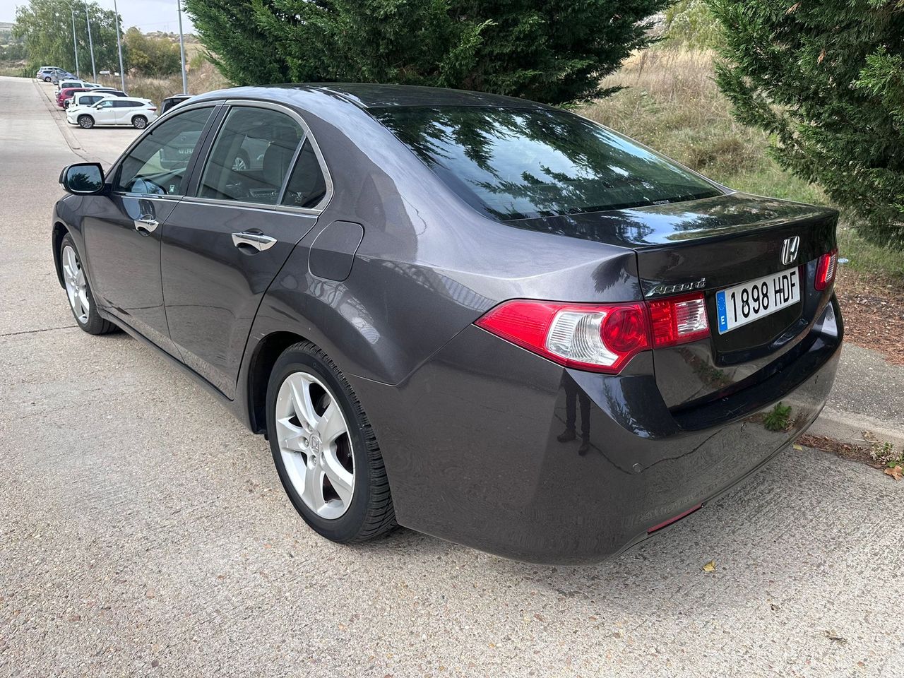 Honda Accord Luxury  - Foto 16