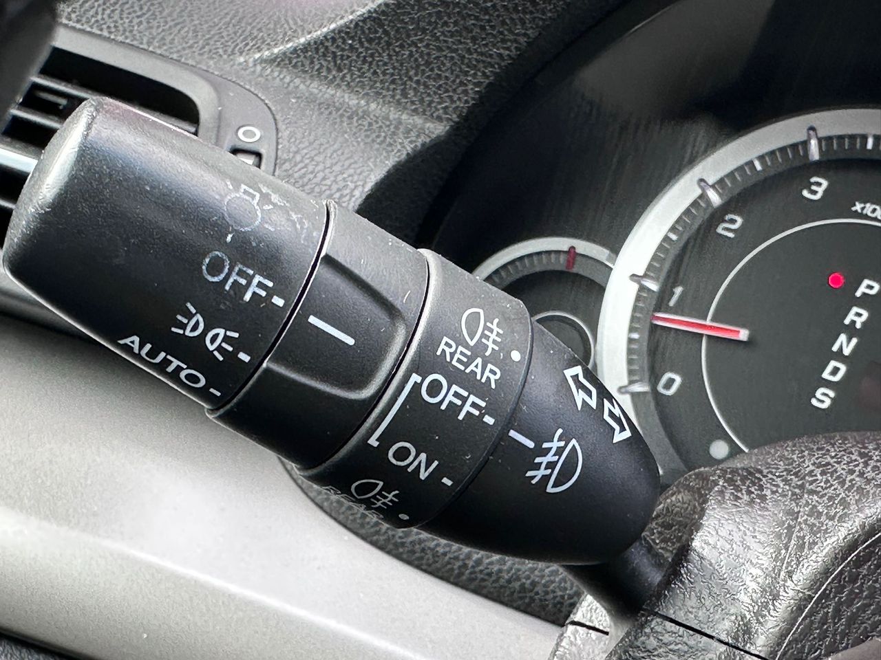 Honda Accord Luxury - Foto 39