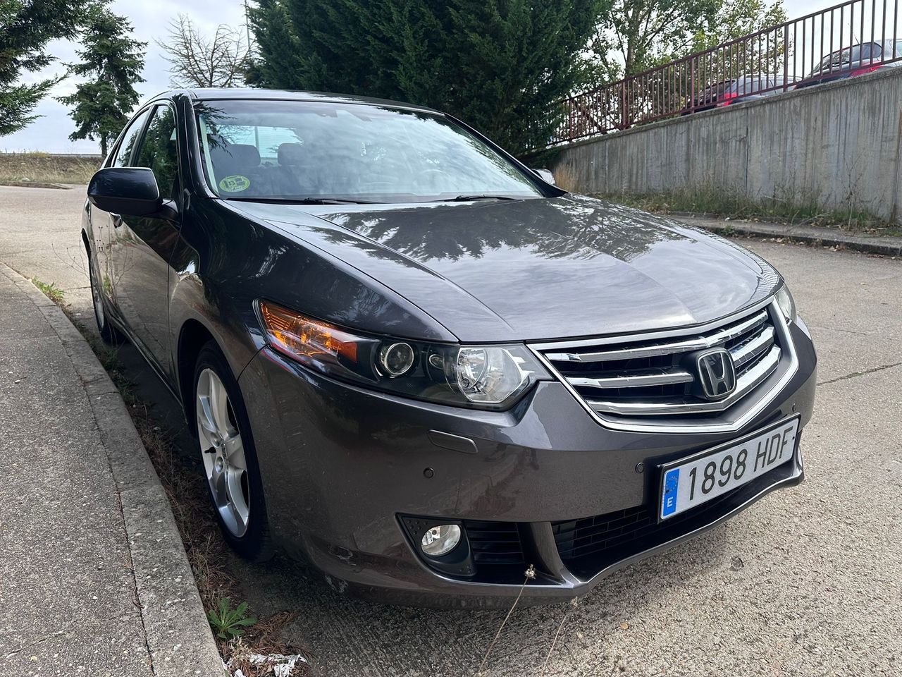 Honda Accord Luxury  - Foto 9