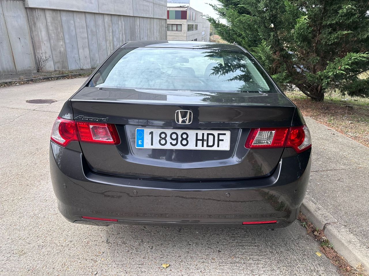 Honda Accord Luxury  - Foto 12