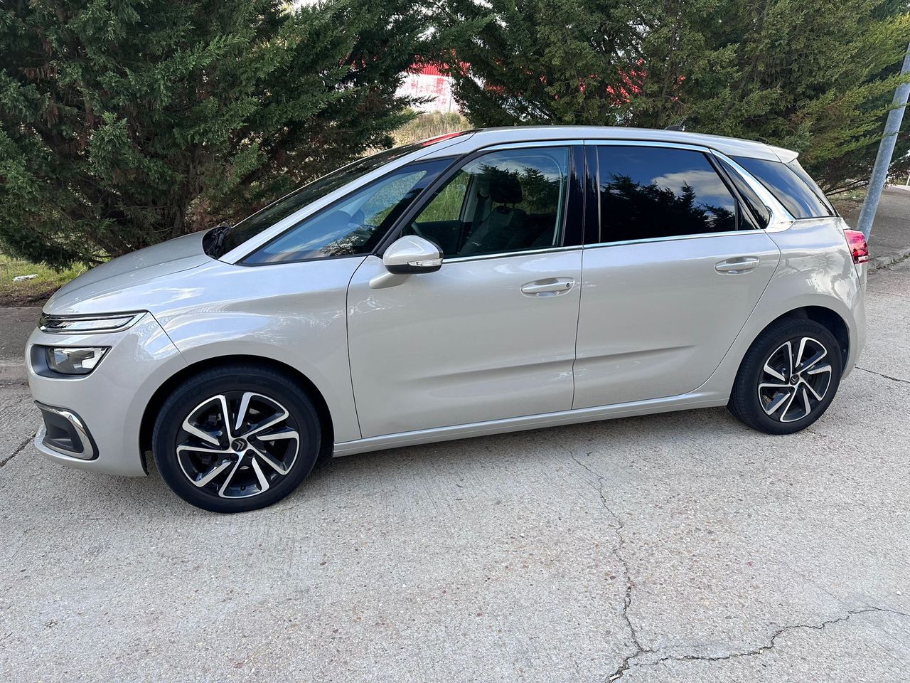 Citroën C4 Spacetourer 1.5HDI 130cv  - Foto 19