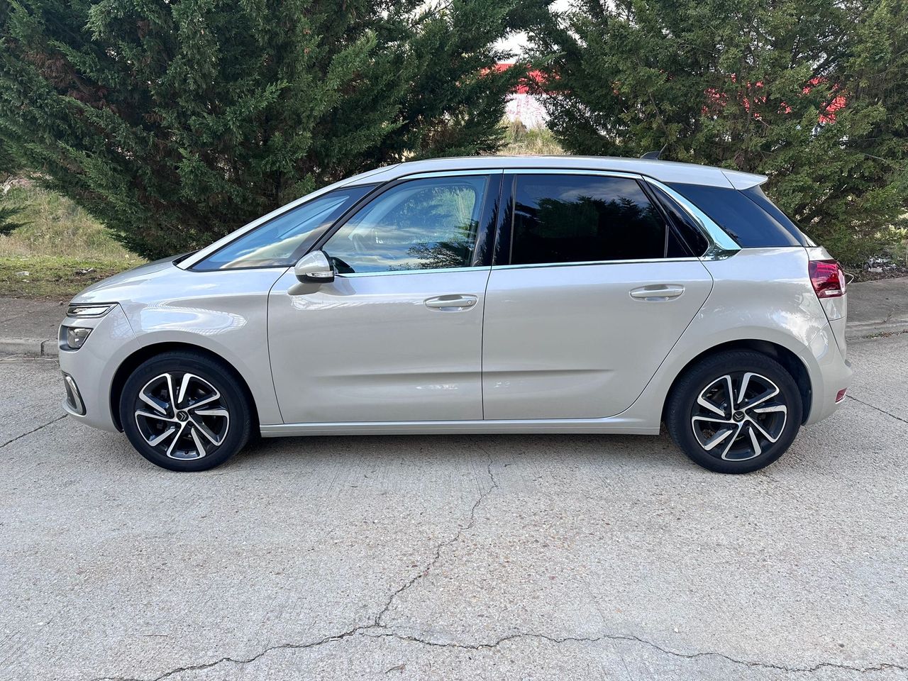 Citroën C4 Spacetourer 1.5HDI 130cv - Foto 20