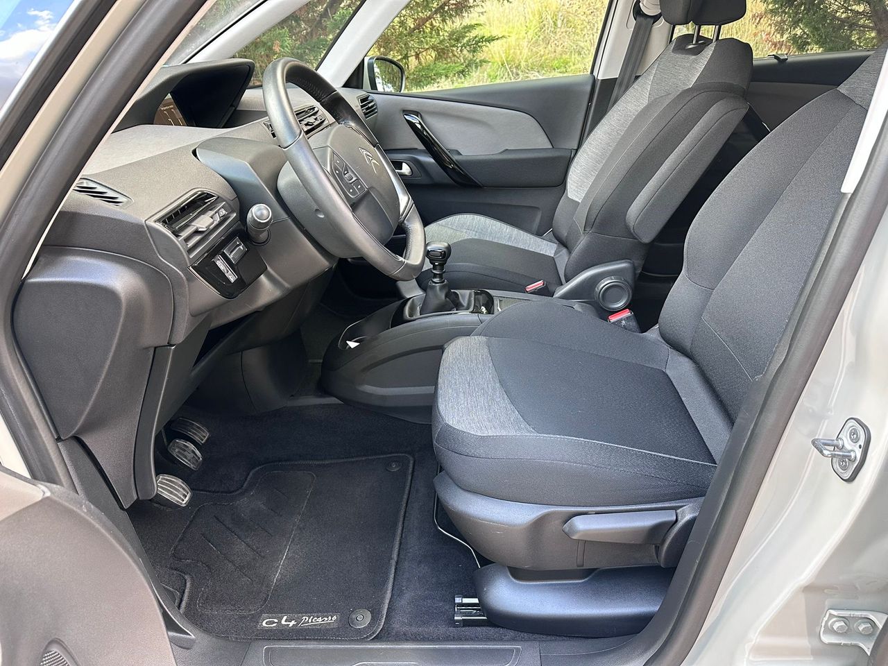 Citroën C4 Spacetourer 1.5HDI 130cv  - Foto 38