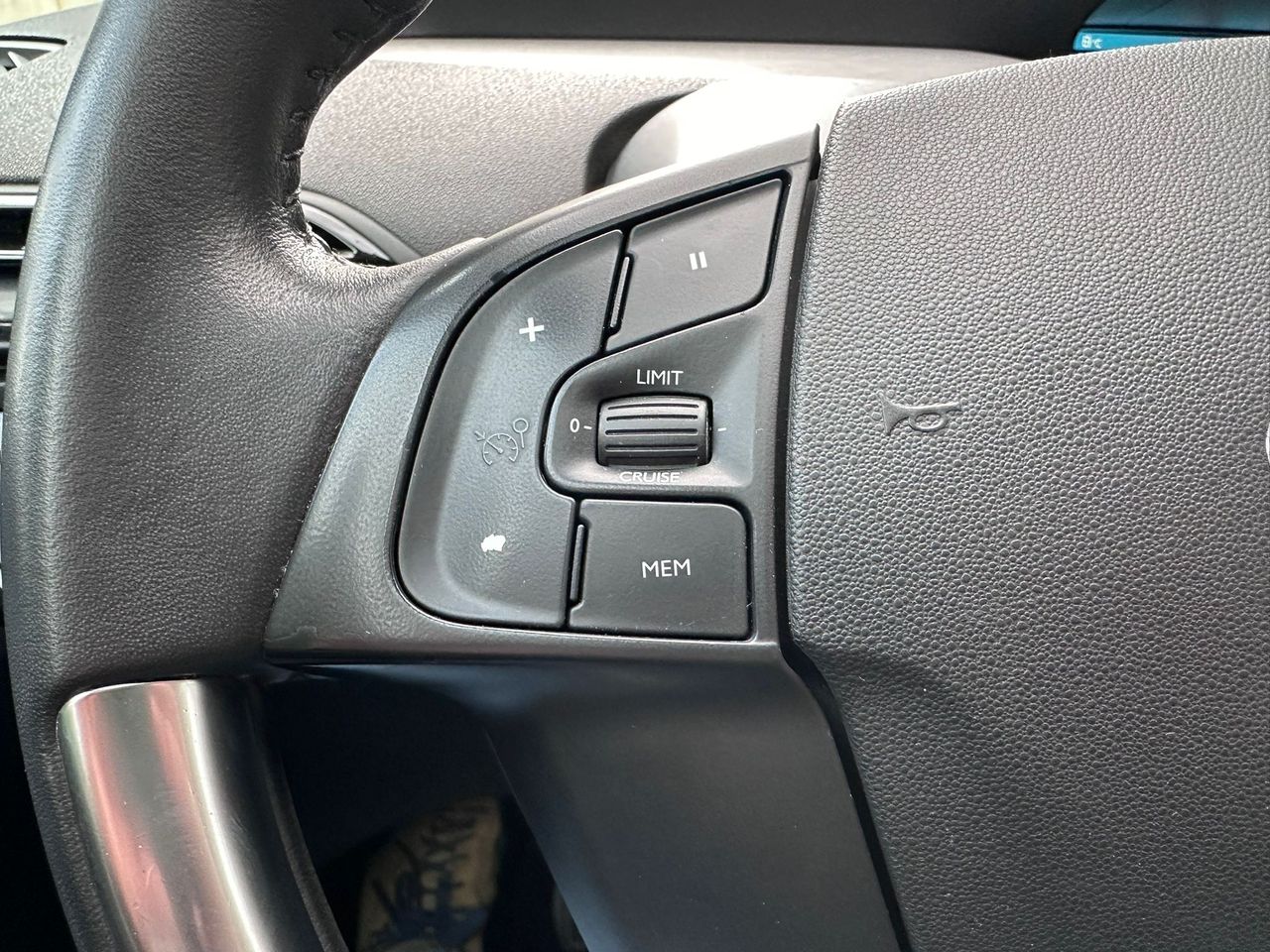 Citroën C4 Spacetourer 1.5HDI 130cv  - Foto 47