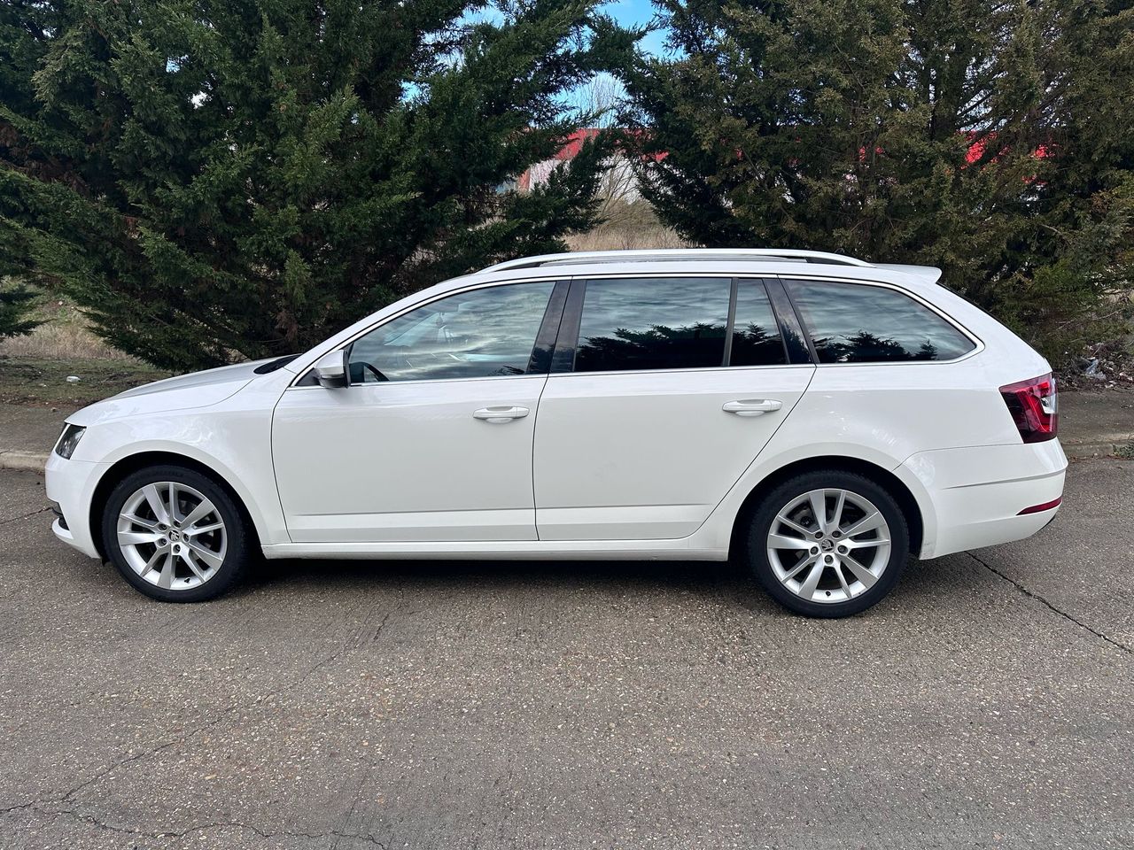 Skoda Octavia Combi  - Foto 16