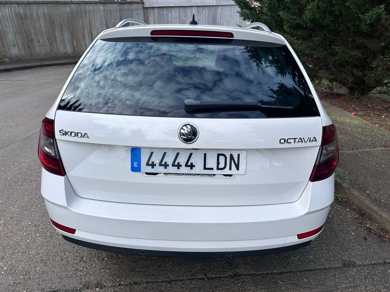 Skoda Octavia Combi  - Foto 12