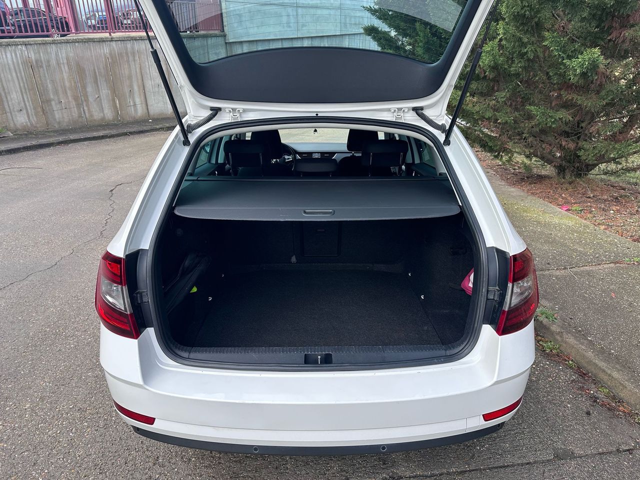 Skoda Octavia Combi  - Foto 27