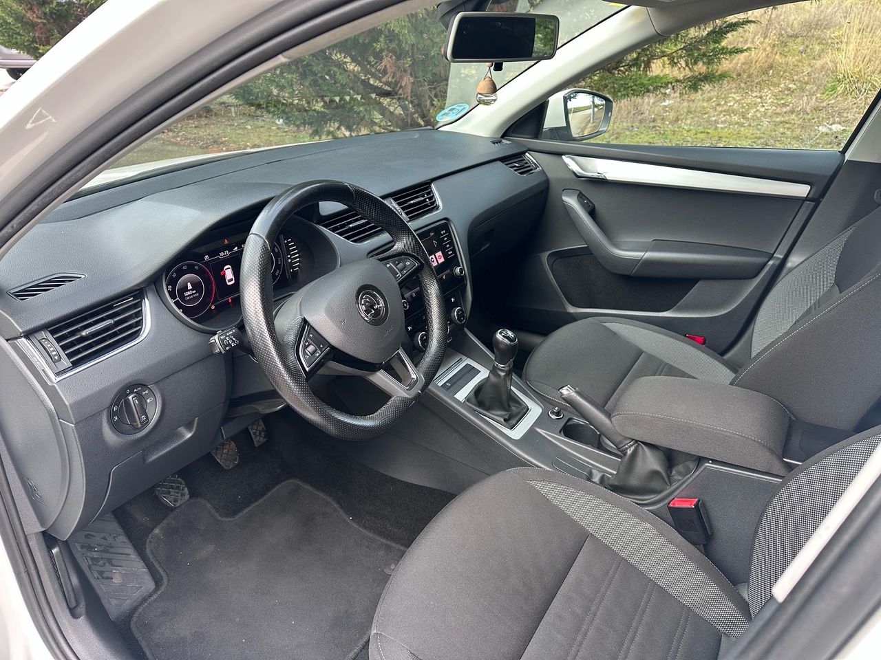 Skoda Octavia Combi  - Foto 34