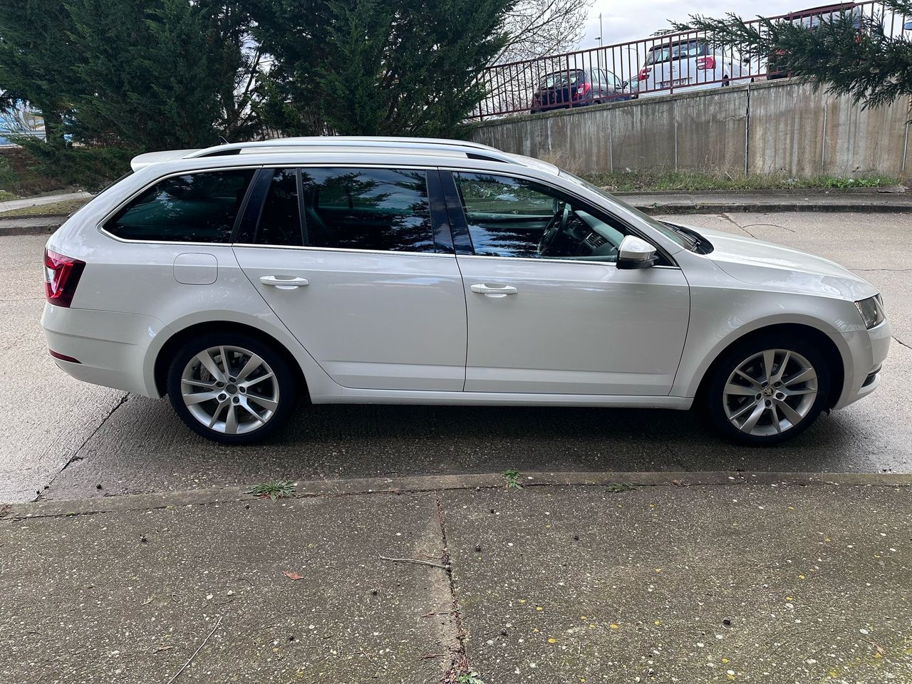 Skoda Octavia Combi  - Foto 9