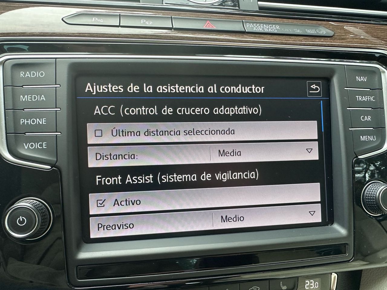 Volkswagen Passat 2.0TDI Sport 240 4Motion - Foto 77