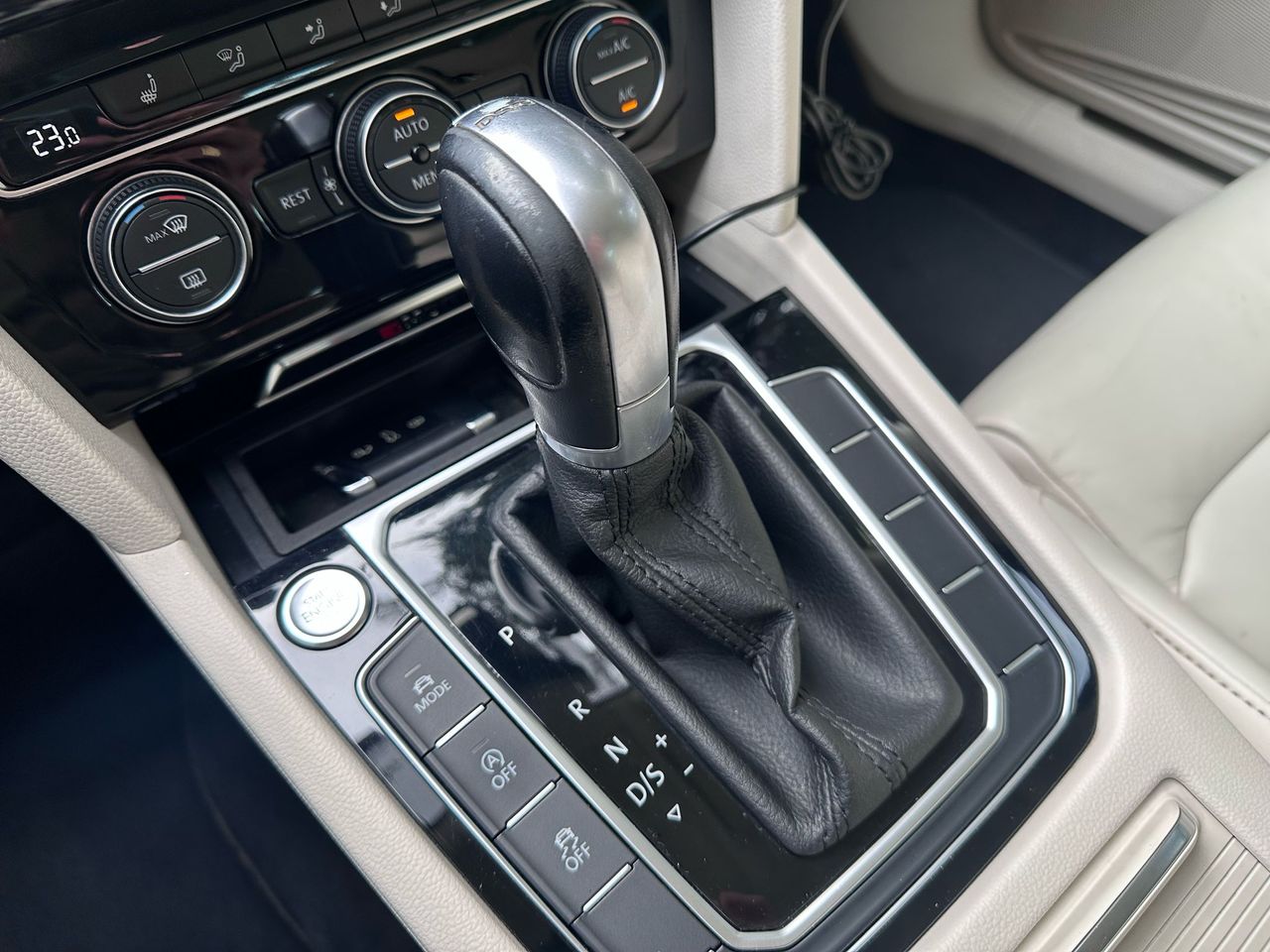 Volkswagen Passat 2.0TDI Sport 240 4Motion  - Foto 57