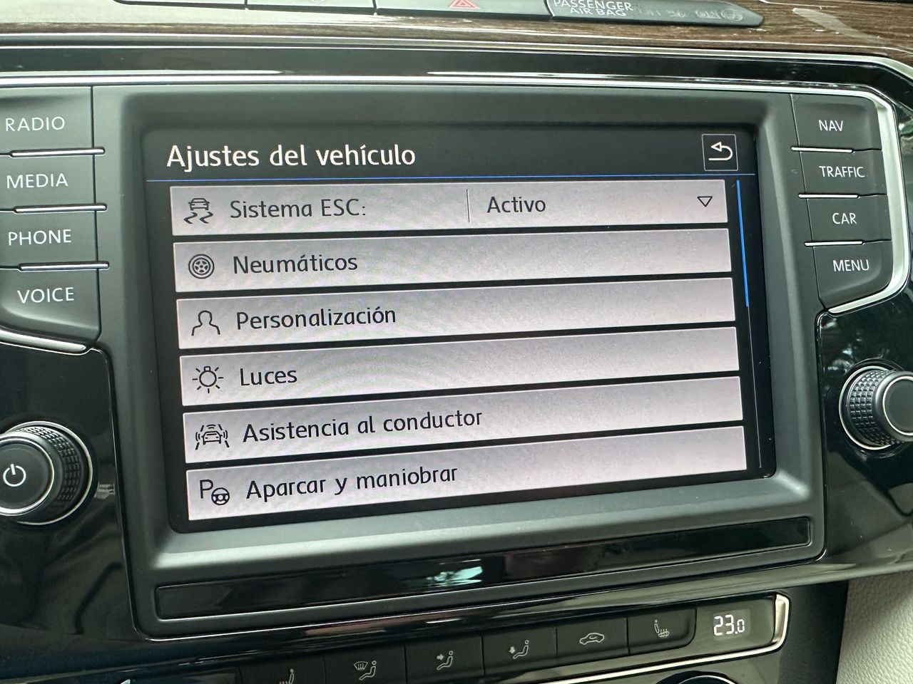 Volkswagen Passat 2.0TDI Sport 240 4Motion  - Foto 73