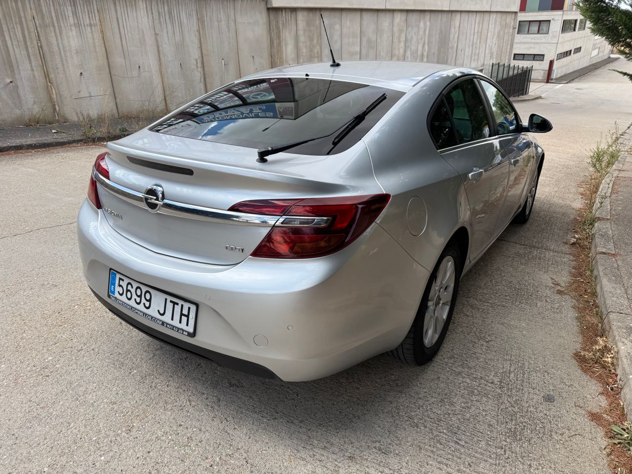 Opel Insignia  1.6 CDTI  - Foto 12