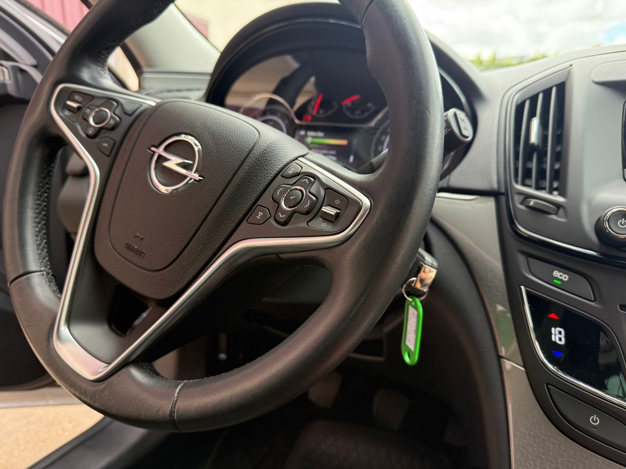 Opel Insignia  1.6 CDTI  - Foto 46