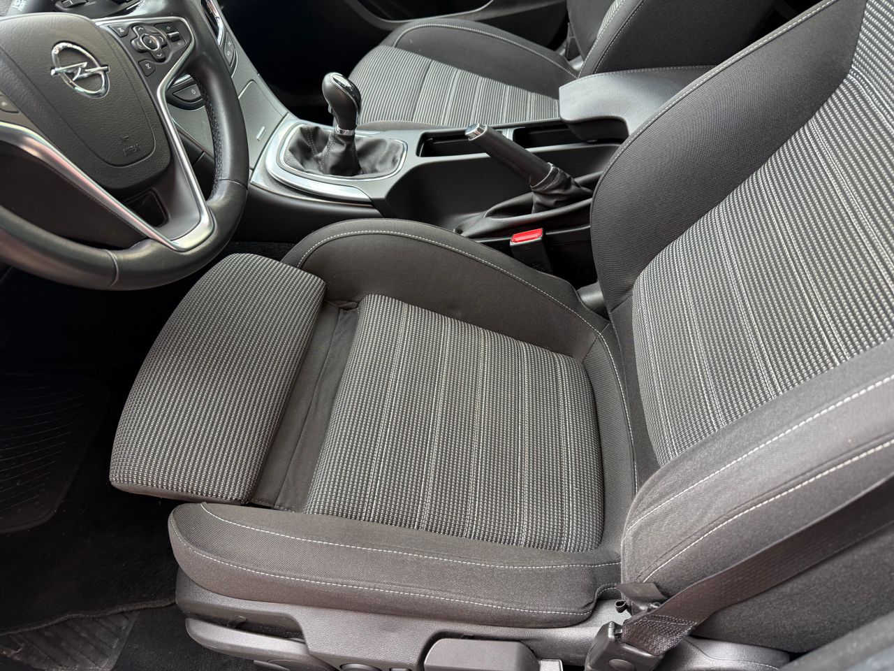 Opel Insignia  1.6 CDTI  - Foto 17