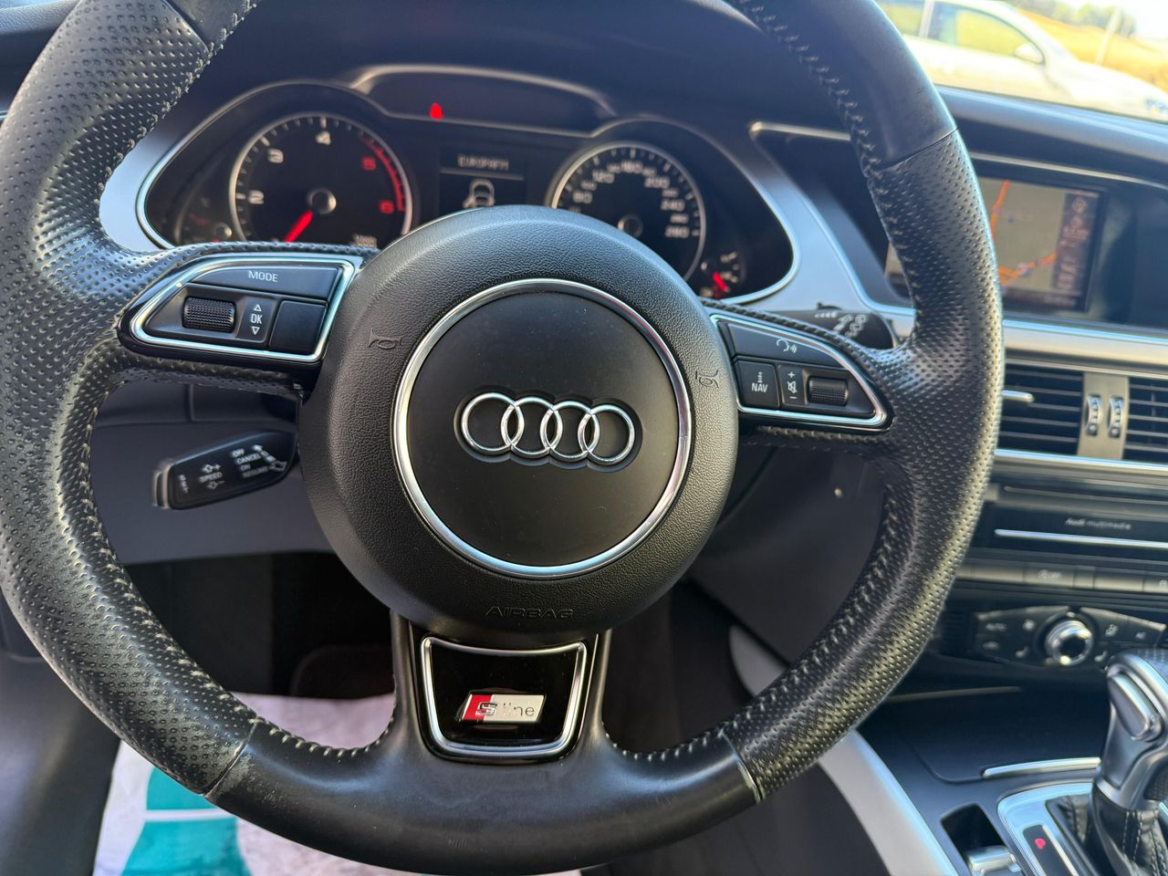 Audi A4 Avant 2.0TDI Sline - Foto 32