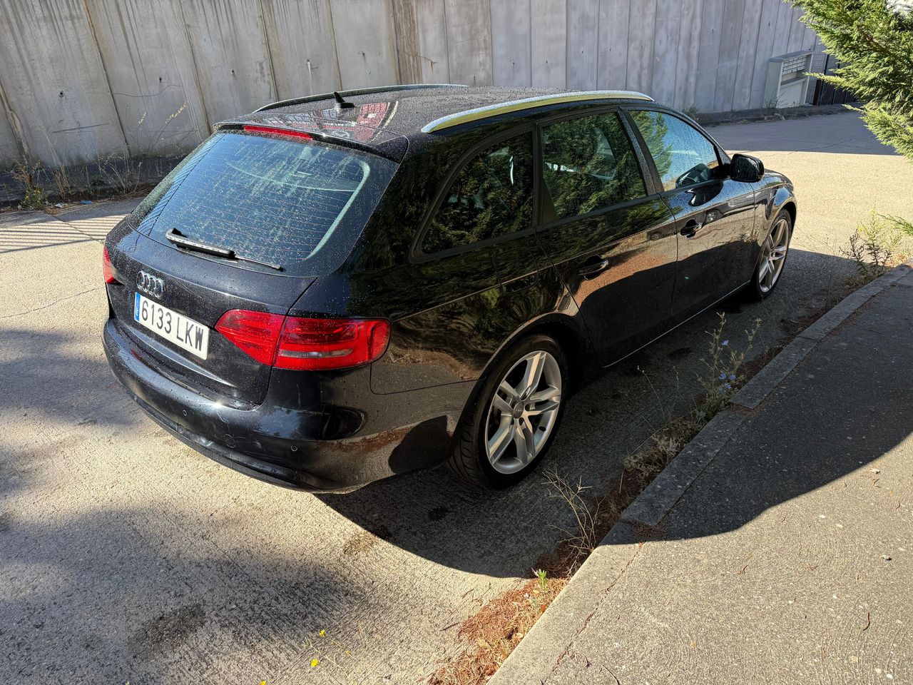 Audi A4 Avant 2.0TDI Sline - Foto 48