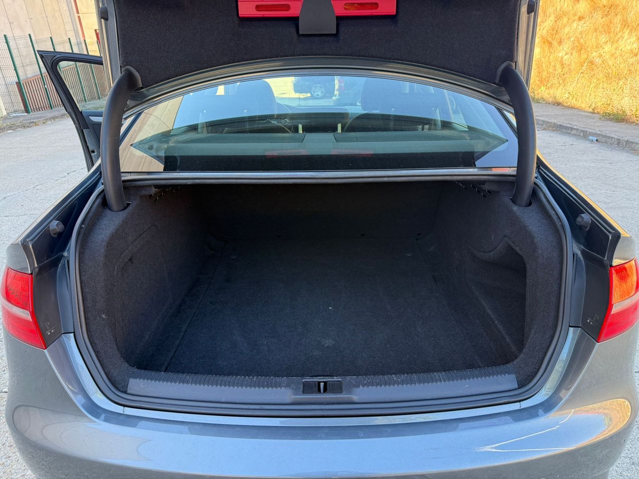 Audi A4 2.0 TDI  - Foto 8