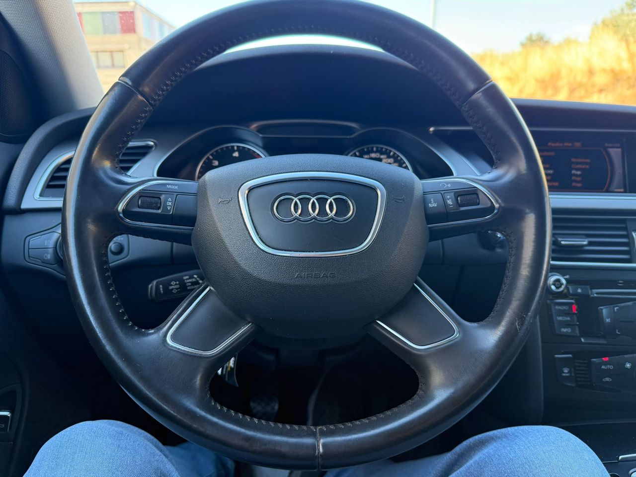 Audi A4 2.0 TDI  - Foto 32