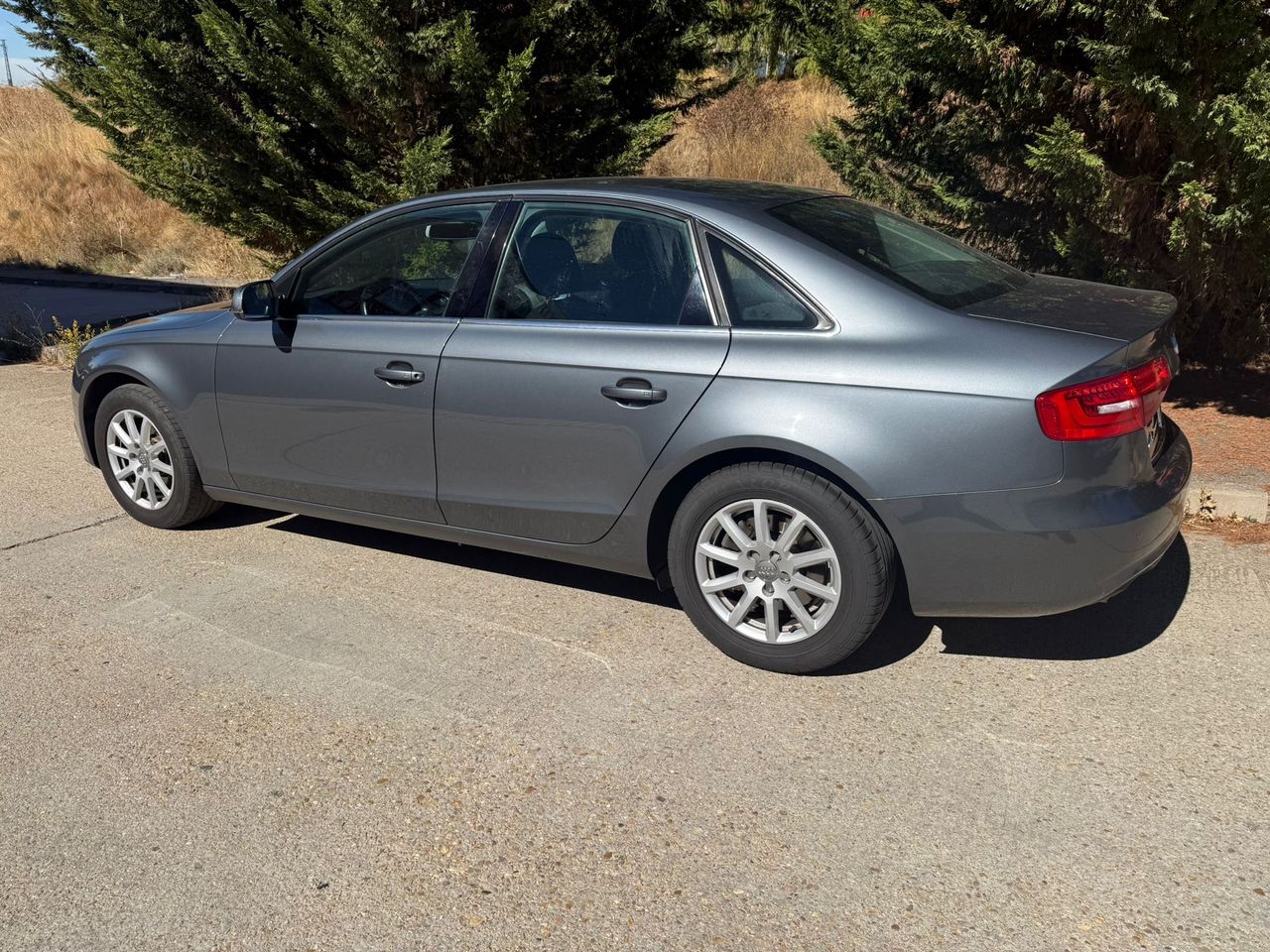 Audi A4 2.0 TDI  - Foto 10