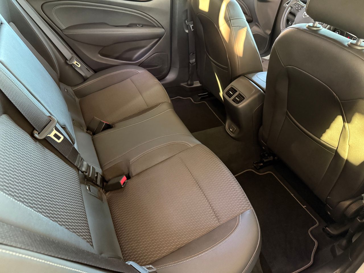 Opel Insignia Sports Tourer 2.0 CDTI Biturbo 4x4 Auto - Foto 37