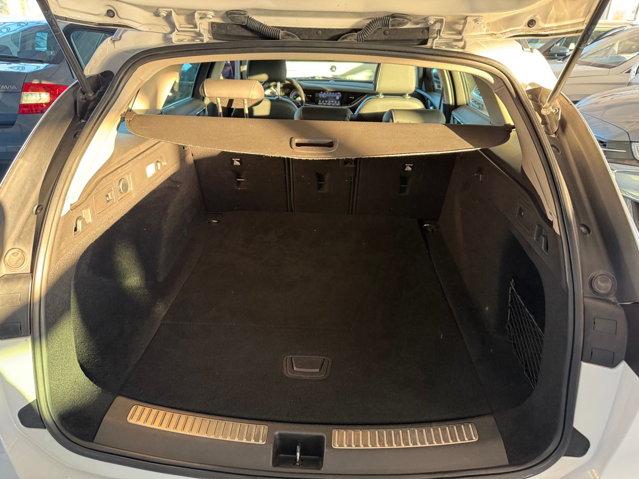 Opel Insignia Sports Tourer 2.0 CDTI Biturbo 4x4 Auto  - Foto 33