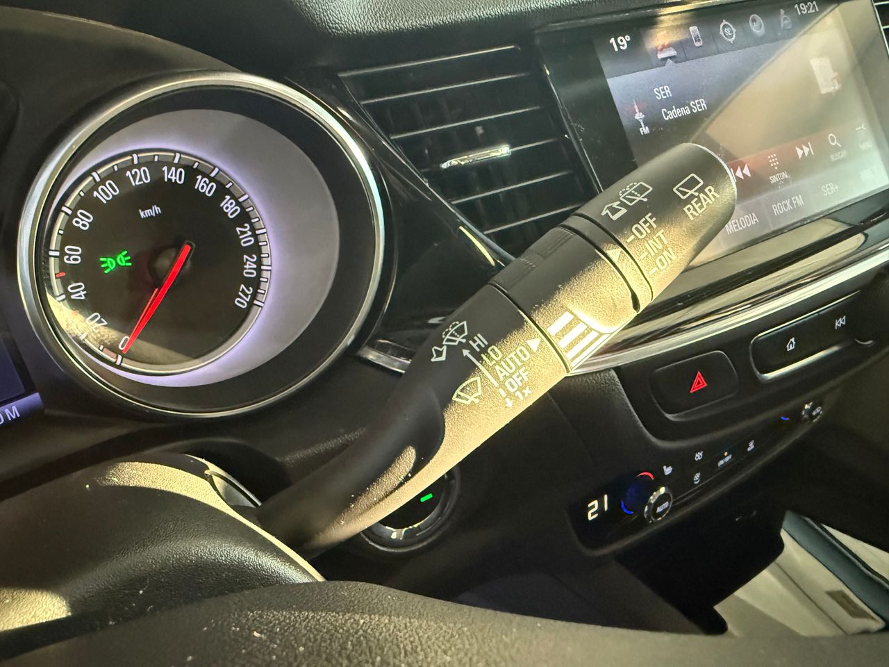 Opel Insignia Sports Tourer 2.0 CDTI Biturbo 4x4 Auto  - Foto 21