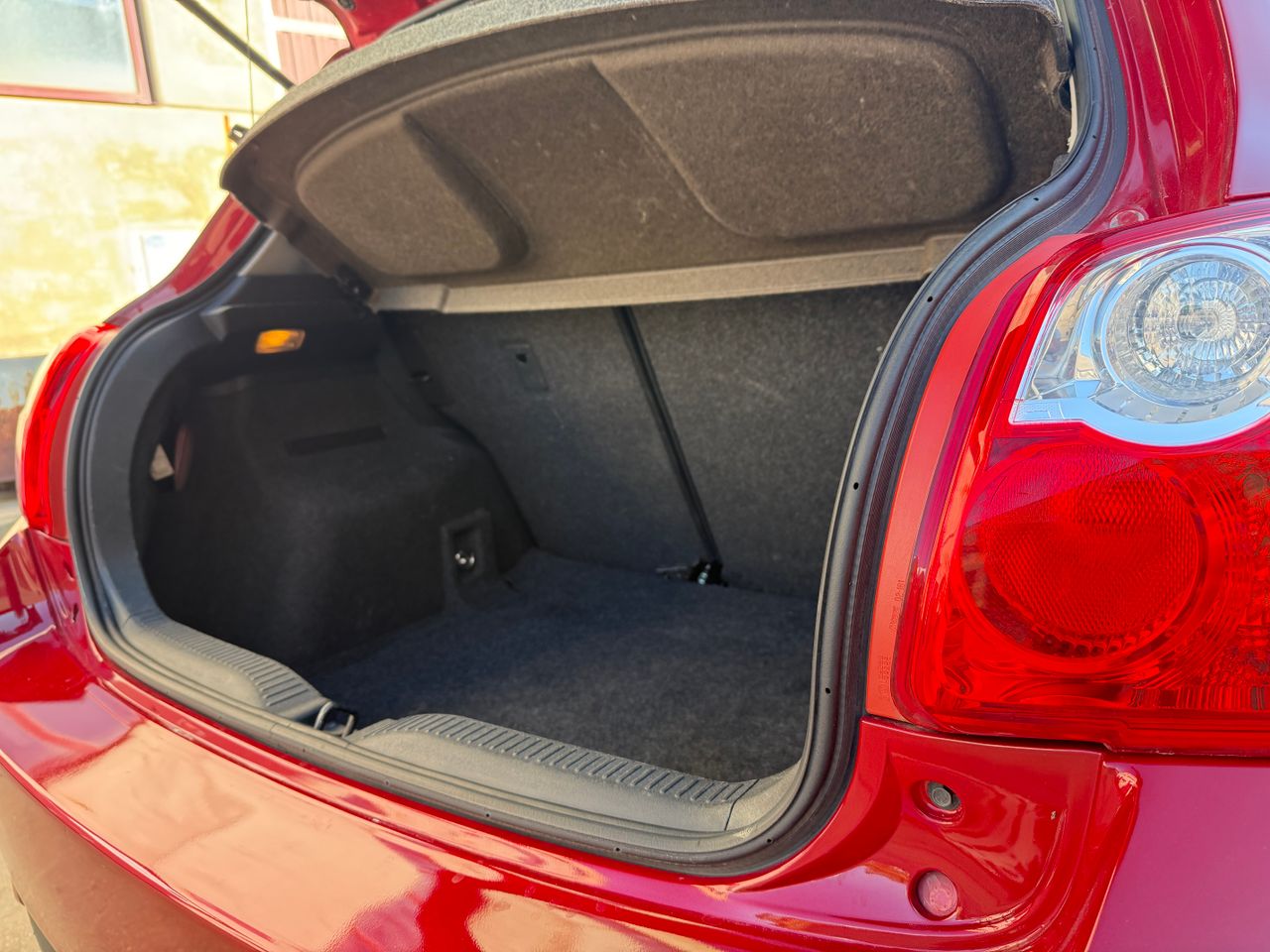 Toyota Auris 2.0 D4D  - Foto 24