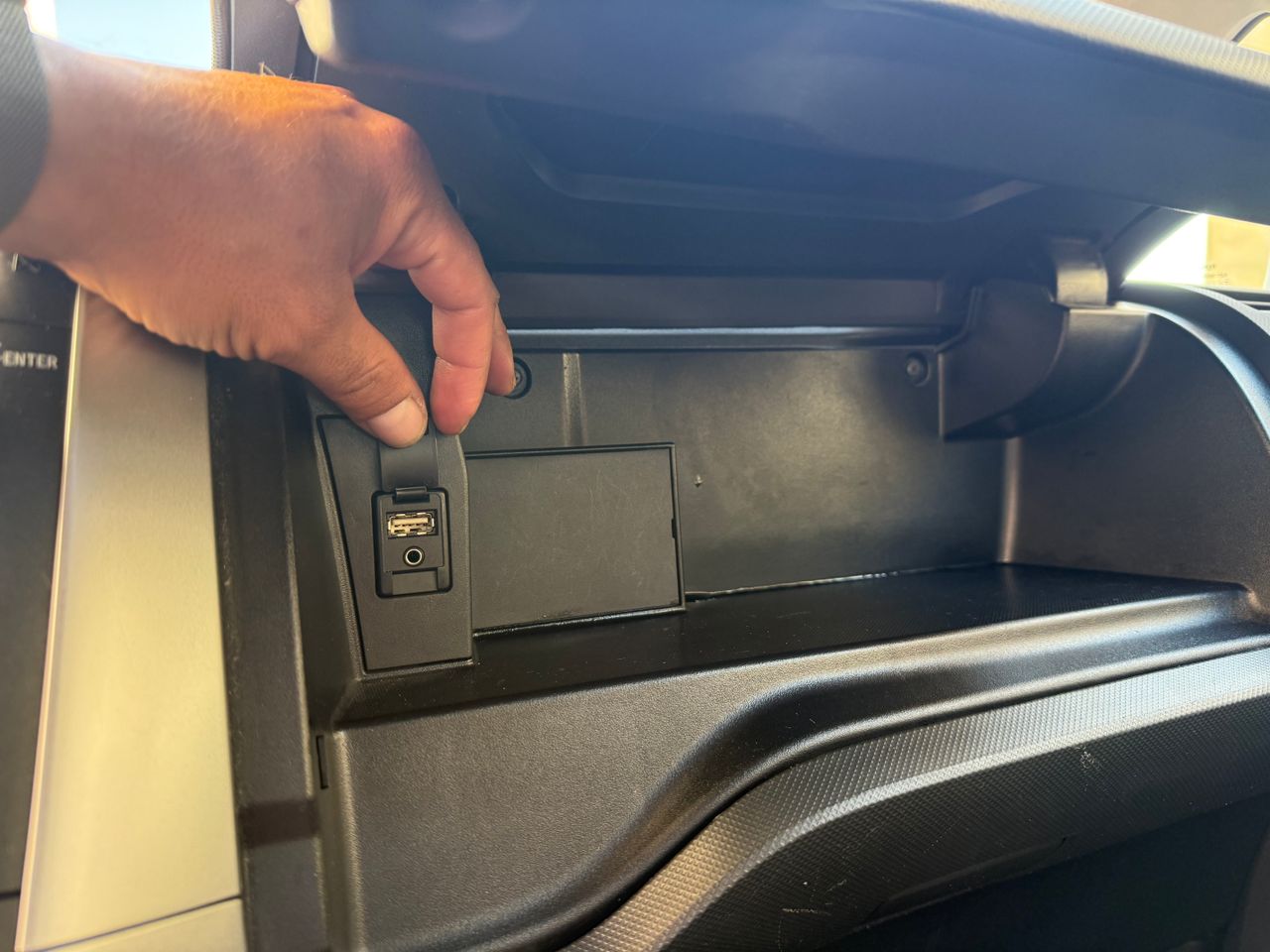 Toyota Auris 2.0 D4D  - Foto 20