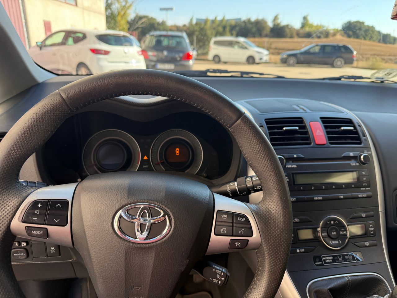 Toyota Auris 2.0 D4D  - Foto 21