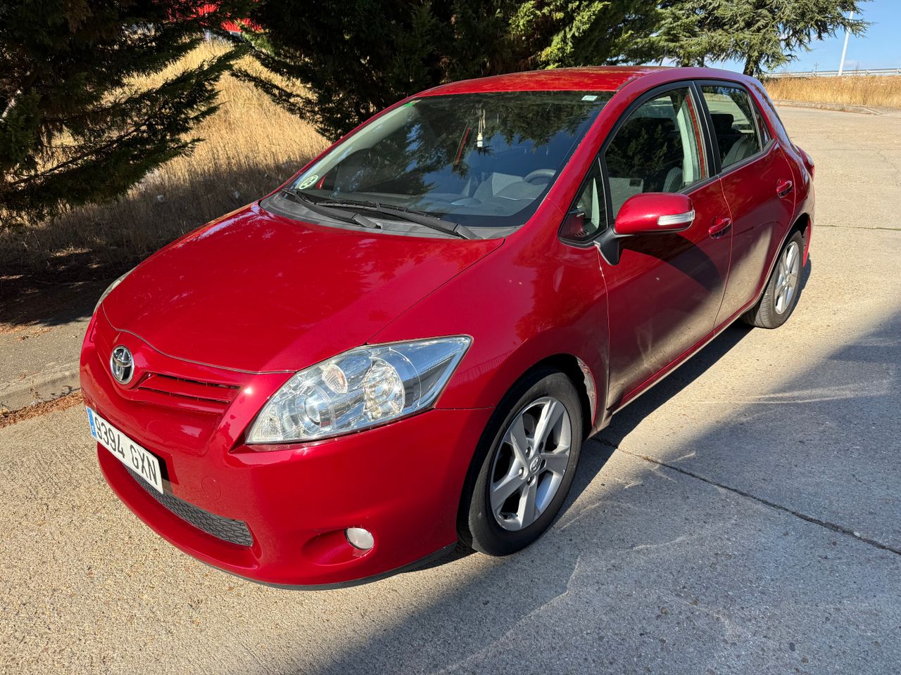 Toyota Auris 2.0 D4D  - Foto 12