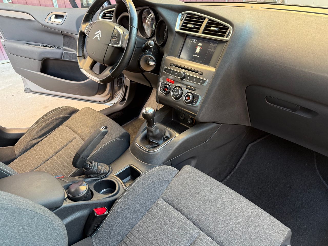 Citroën C4 1.6 HDI  - Foto 33