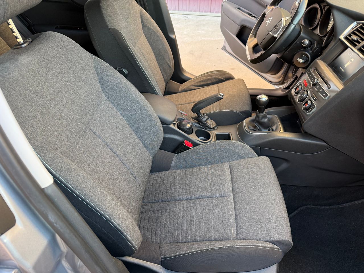 Citroën C4 1.6 HDI  - Foto 34