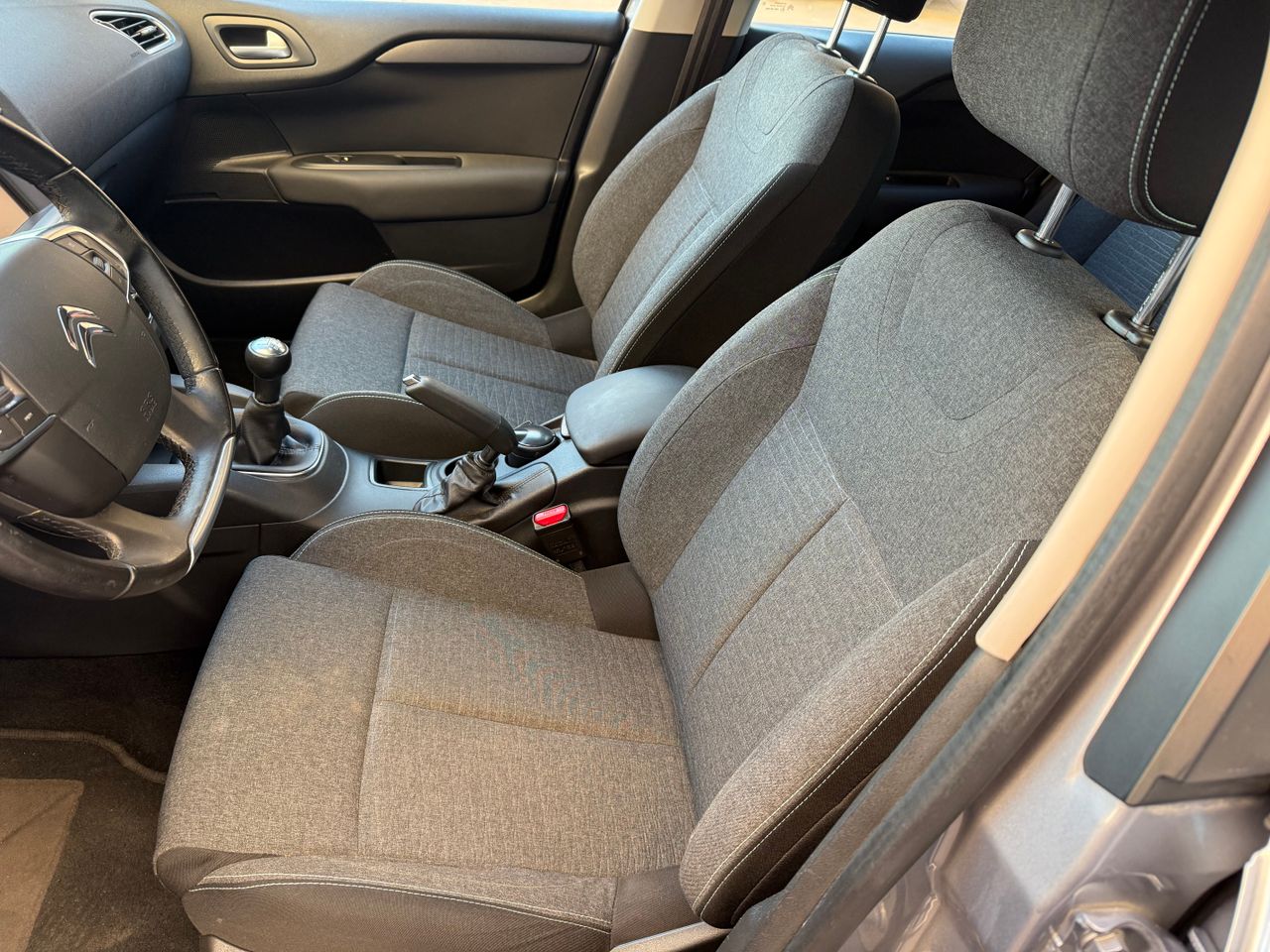 Citroën C4 1.6 HDI  - Foto 16