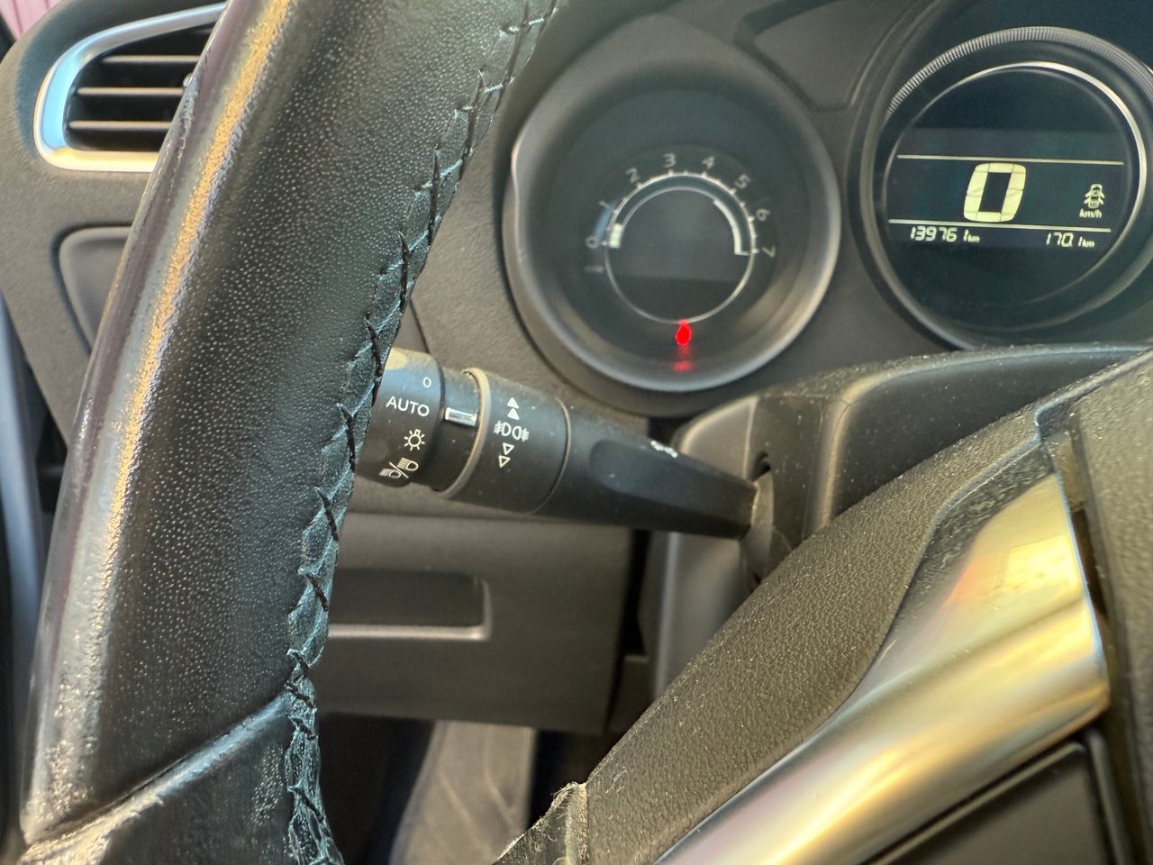 Citroën C4 1.6 HDI  - Foto 23