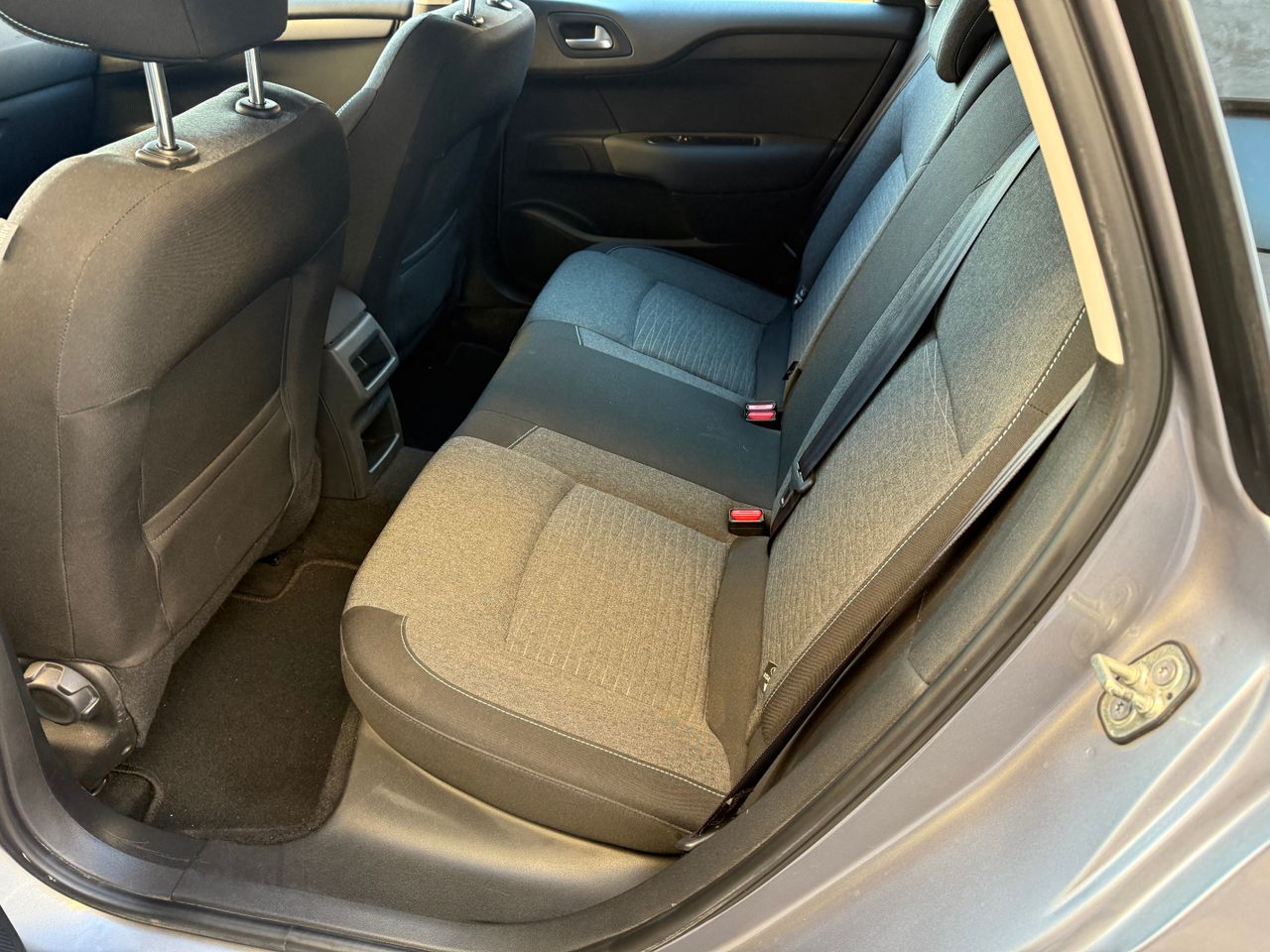 Citroën C4 1.6 HDI  - Foto 24