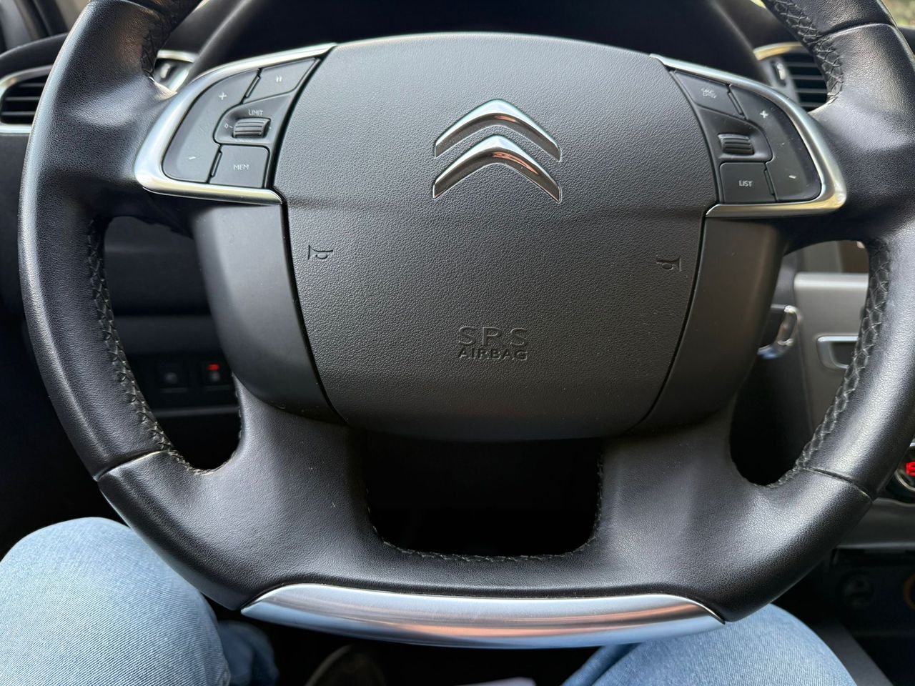 Citroën C4 1.6 VTI  - Foto 11
