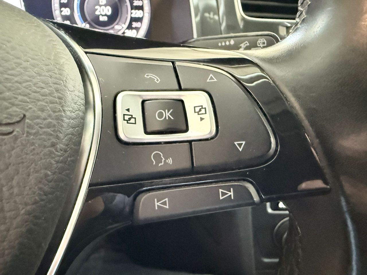 Volkswagen Golf Alltrack  - Foto 13