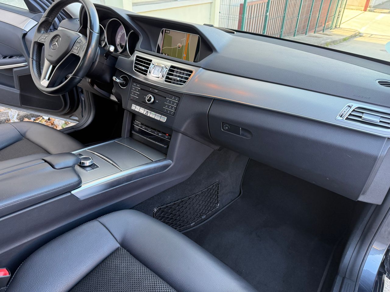 Mercedes Clase E E 220 BlueTEC Berlina Aut. 4 MATIC - Foto 40