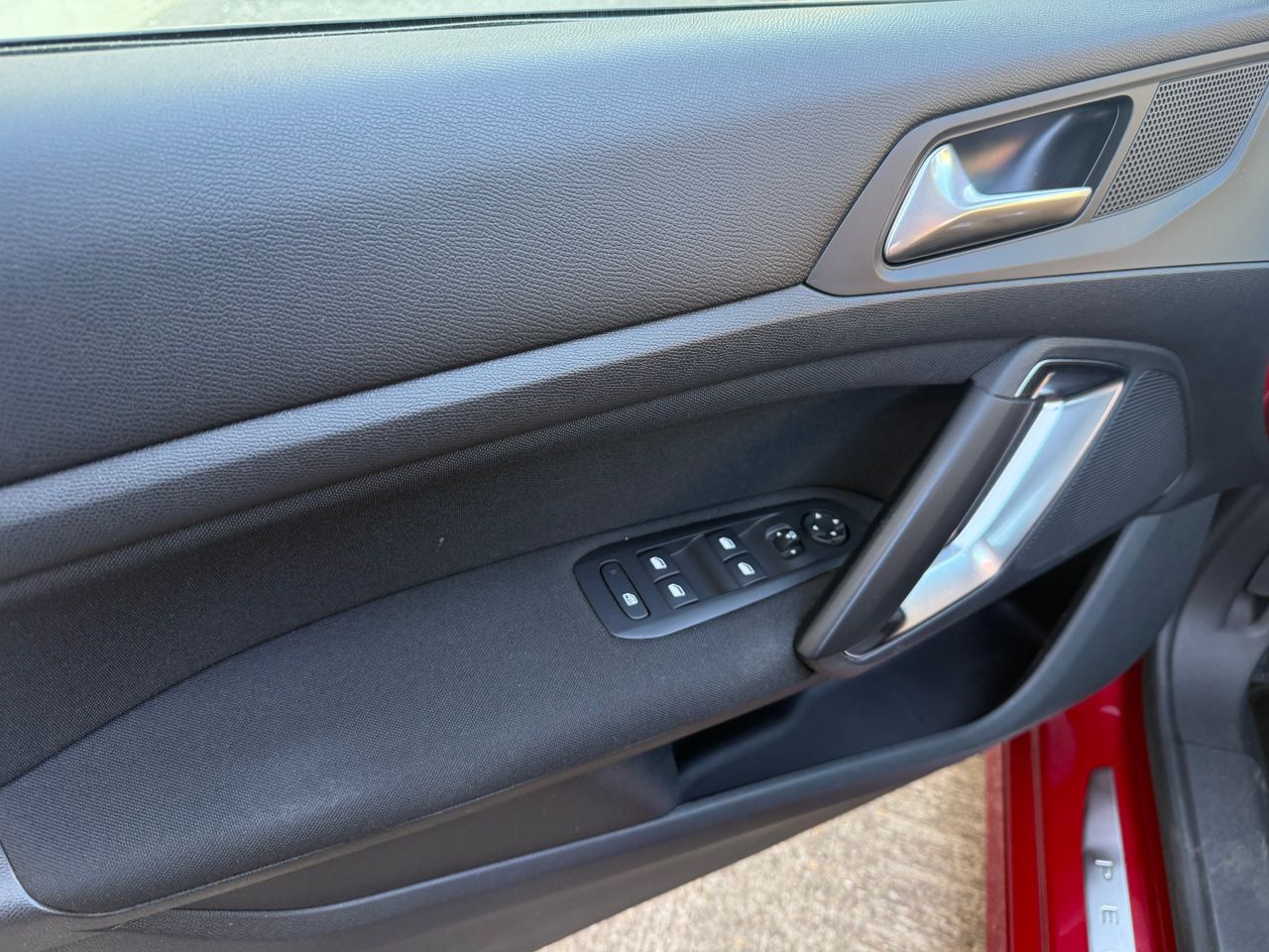 Peugeot 308 5p Style 1.6 BlueHDi 120 - Foto 17