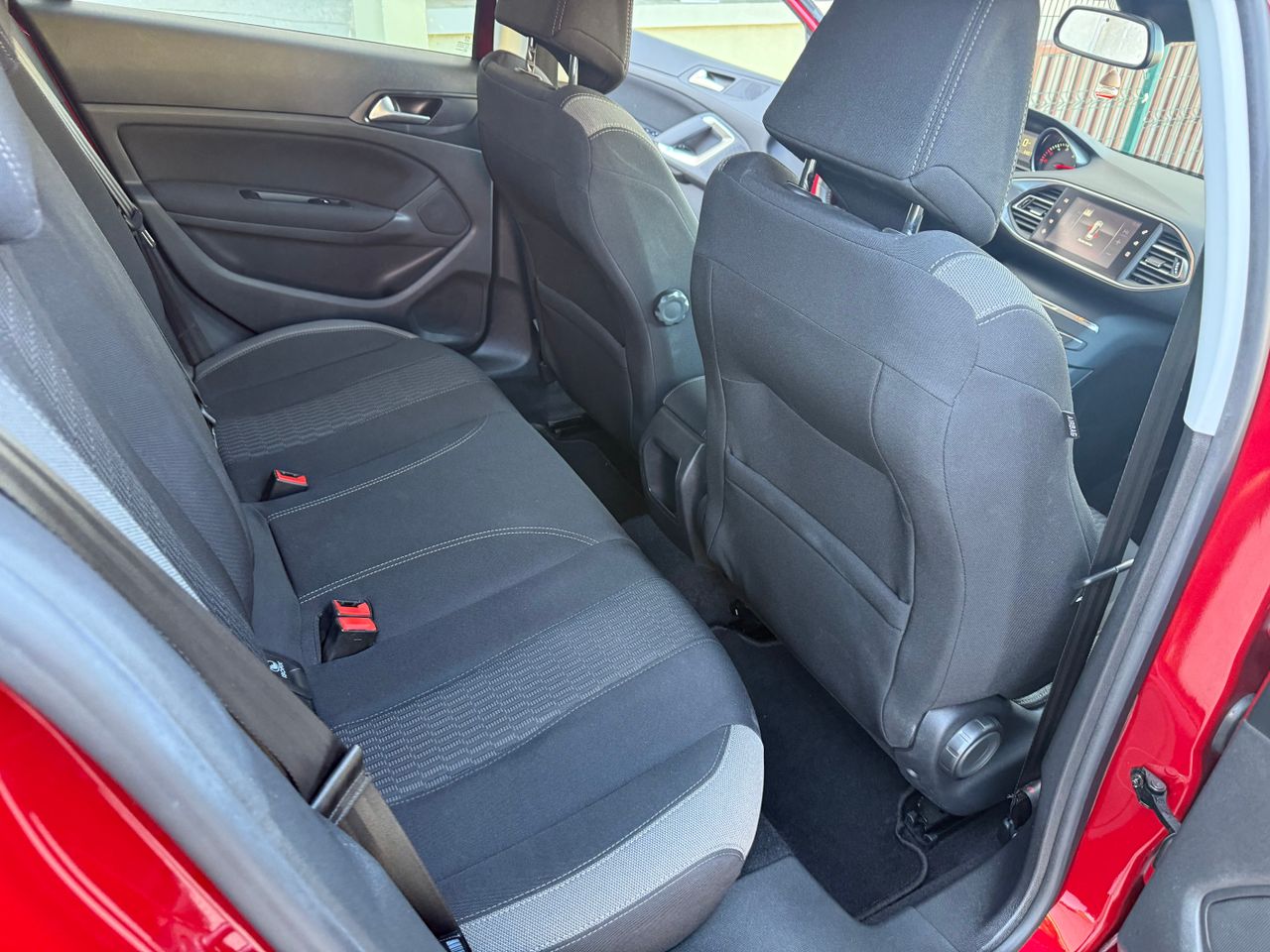 Peugeot 308 5p Style 1.6 BlueHDi 120 - Foto 33