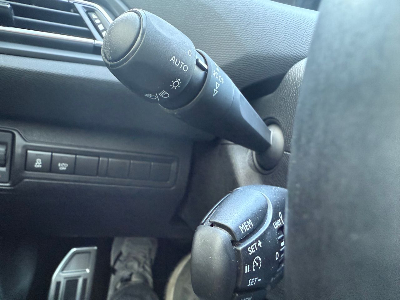 Peugeot 308 5p Style 1.6 BlueHDi 120 - Foto 38