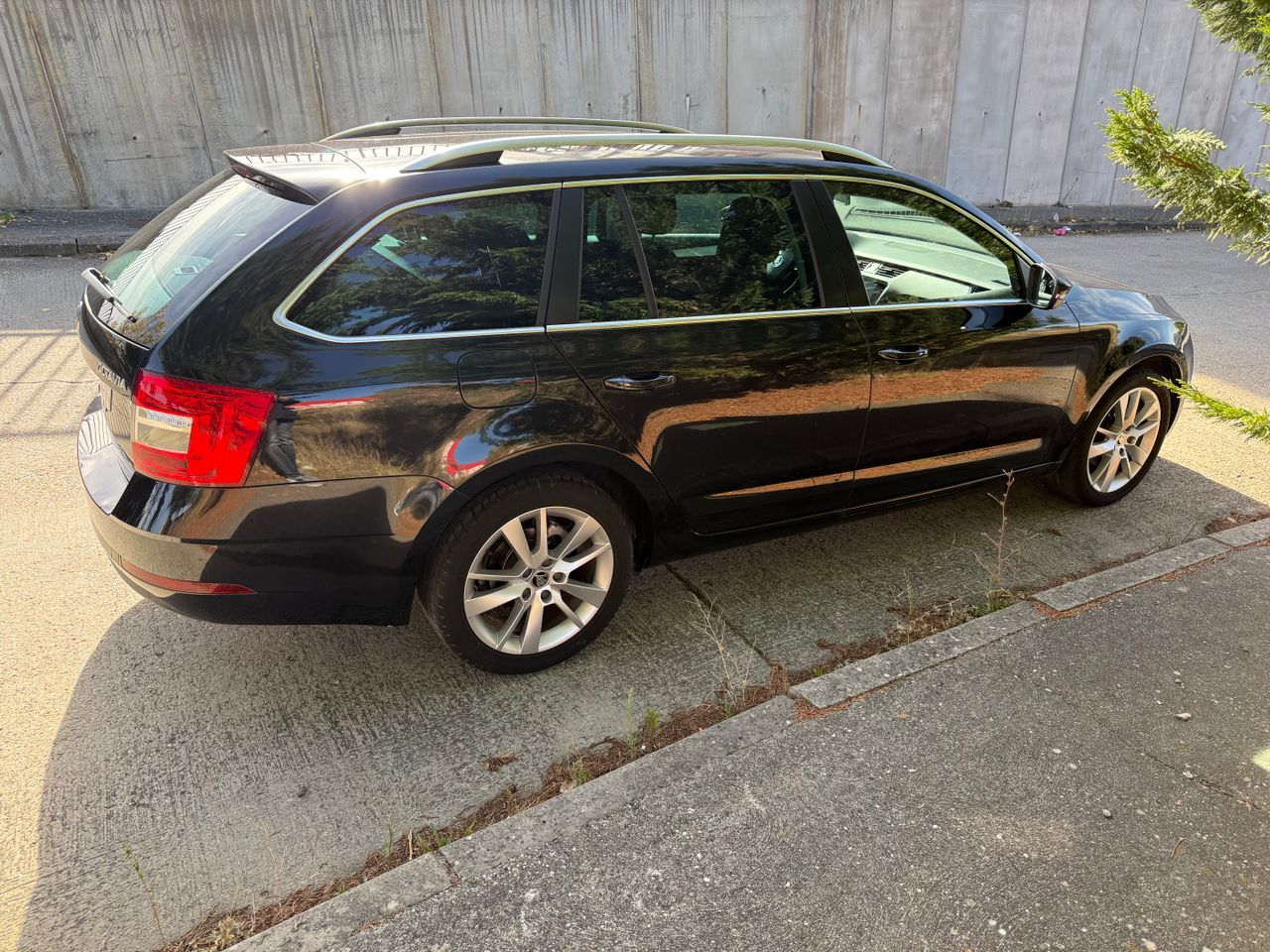 Skoda Octavia 1.6 TDI - Foto 12