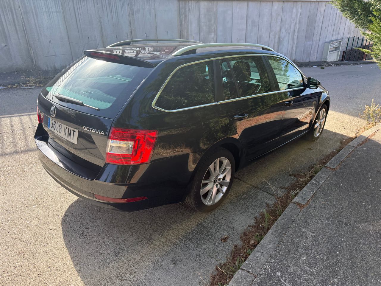 Skoda Octavia 1.6 TDI - Foto 13