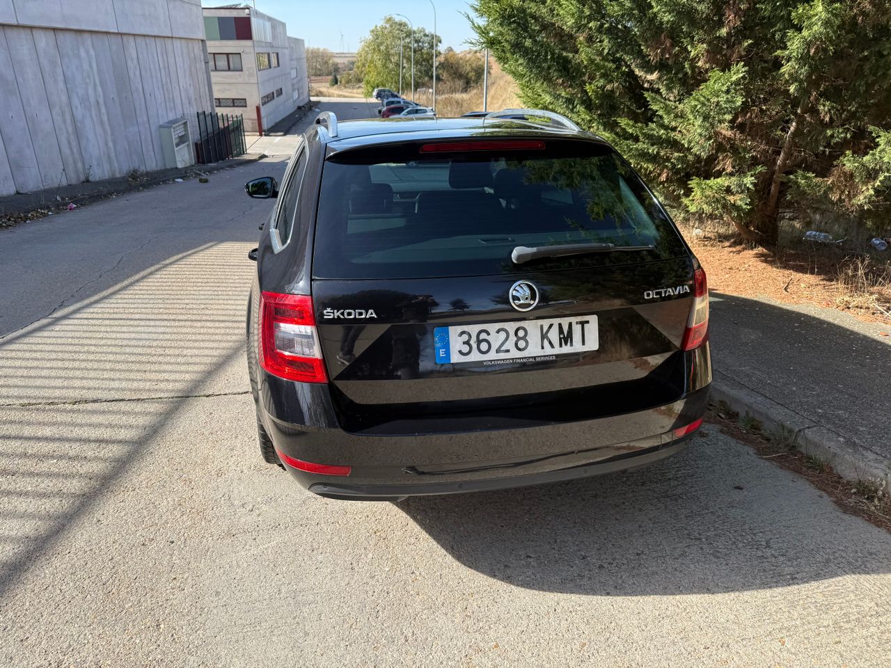 Skoda Octavia 1.6 TDI - Foto 10