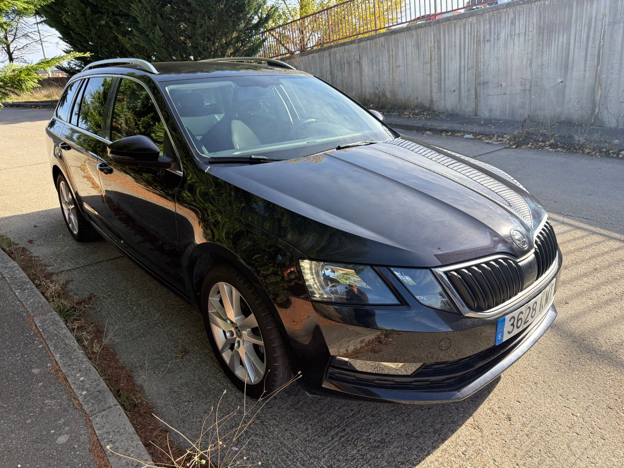 Skoda Octavia 1.6 TDI - Foto 17