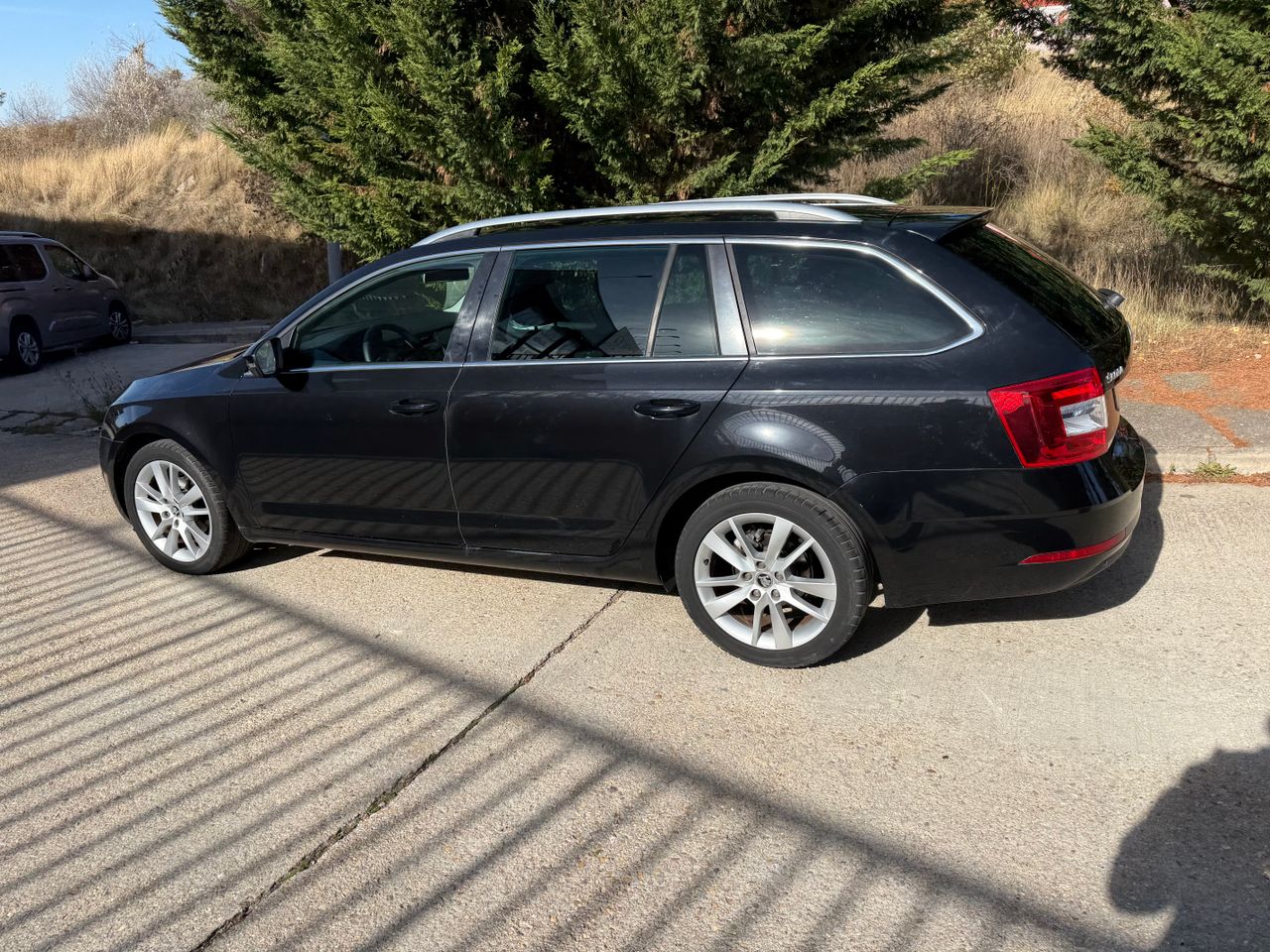Skoda Octavia 1.6 TDI - Foto 7